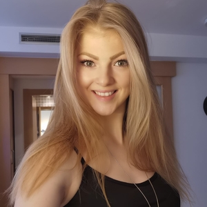 Kelly - Prof de coiffure - Beauvais