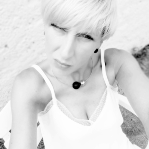 Véronique - Prof de coiffure - Vaumort