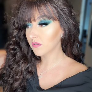Marine - Prof de maquillage - Villeneuve-la-Guyard