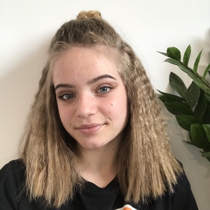 Romane - Prof de maquillage - Geiswiller