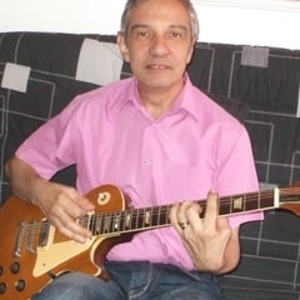 JEAN LOUIS - Prof d'instruments à cordes - Laon