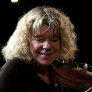 FLORENCE - Prof de violon - La Capelle-et-Masmolène