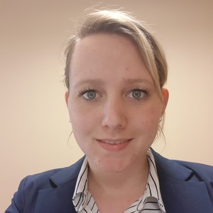 Claire - Prof d'initiation informatique - Charleville-Mézières