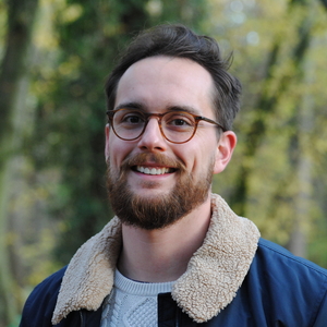Thomas - Prof d'économie - Paris