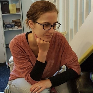 Mathilde - Prof d'histoire - géo - Cruas