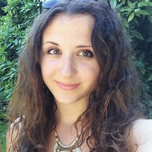 Lisa - Prof d'économie - Saint-Sébastien-sur-Loire