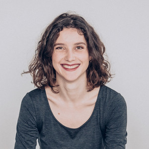 Marion - Prof de couture - Paris