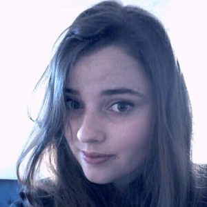 Sarah - Prof de couture - Dijon