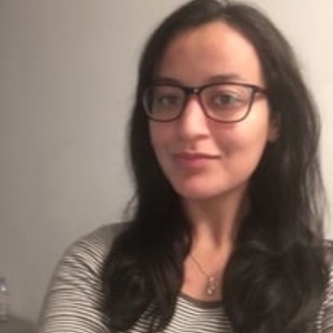 Zohra - Prof de maths - Nantes