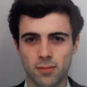 M - Prof d'économie - Paris