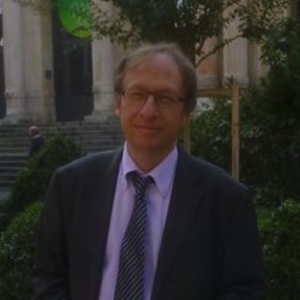 Franck - Prof d'économie - Lyon 5e