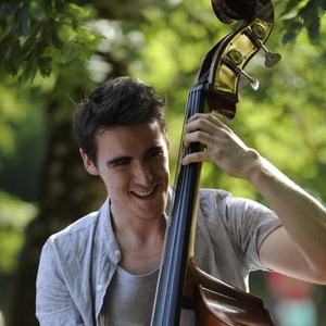Jim - Prof de basse - Saint-Gilles