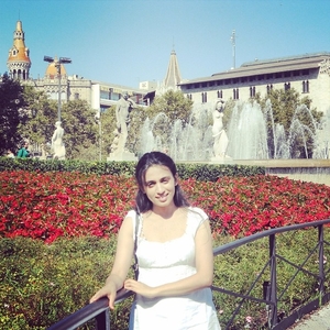 Eya - Prof de biologie - Paris