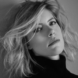 Eva - Prof de chant - Paris