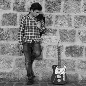 Med - Prof de guitare acoustique - Paris
