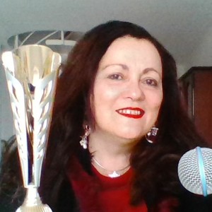 Isabelle - Prof de chant - Aspremont