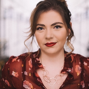 Sara - Prof de piano - Bart