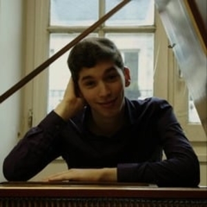 Adam - Prof de solfège - Paris