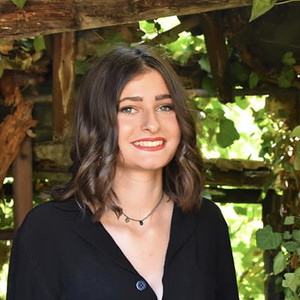 Camille - Prof d'expression orale - anglais - Fontaines-sur-Saône