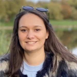 Julia - Prof de fle - français langue étrangère - Andernos-les-Bains