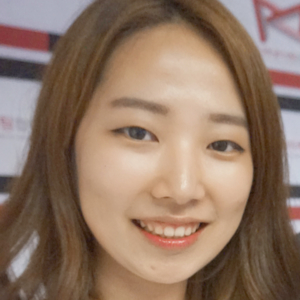 Jieun - Prof de coréen - Paris