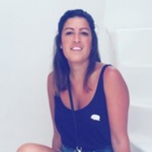 Justine - Prof de couture - Paris