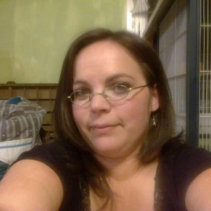 Katia - Prof de couture - Sainte-Marie-en-Chanois