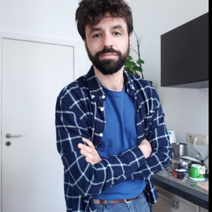 Rafael - Prof d'histoire - Bruxelles