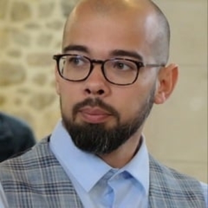 Helder - Prof d'économie - Brech