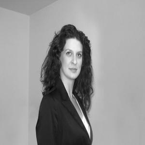 Mihaela - Prof de dessin - Paris