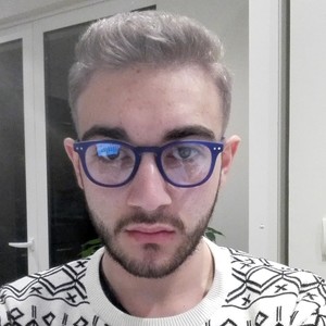 Raphaël - Prof d'aide aux devoirs - Bron