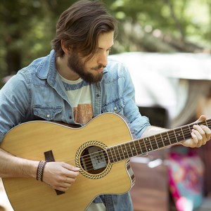 Matthias - Prof de guitare - Annemasse