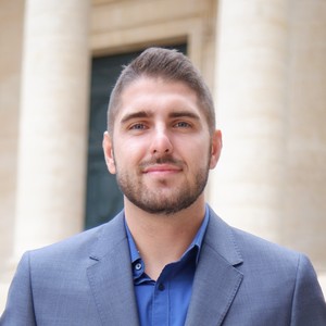 Damien - Prof de droit constitutionnel - Paris