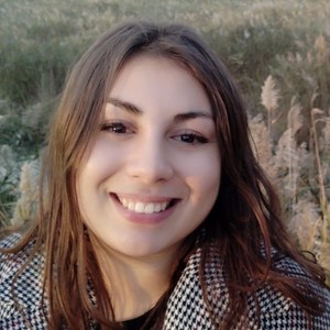Léa - Prof de droit constitutionnel - Toulouse