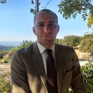 Paul - Prof de droit constitutionnel - Lioux