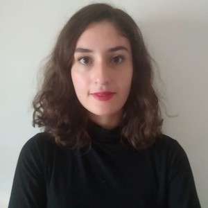 Sarah - Prof de droit civil - Paris