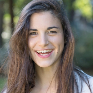 Clémence - Prof d'économie - Paris