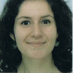 Adèle - Prof d'économie - Paris
