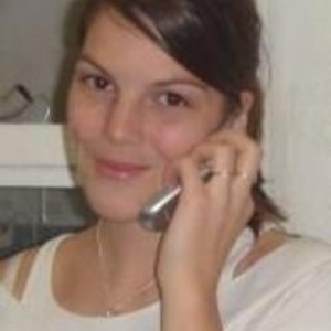Marianne - Prof d'économie - Paris