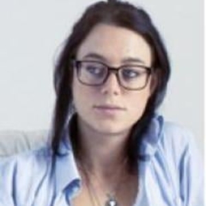Frederique - Prof d'économie - Biarritz
