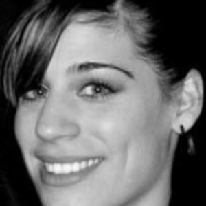 Lena - Prof de peinture - Paris
