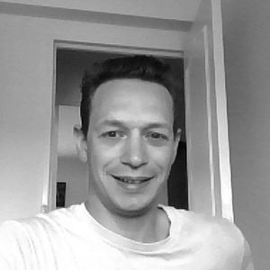 Gilles - Prof d'initiation informatique - Versailles