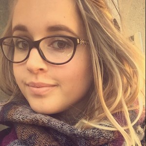 Laura - Prof d'aide aux devoirs - Le Thillay