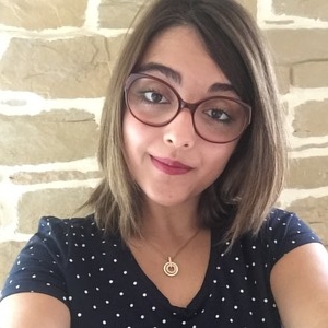 Amandine - Prof d'aide aux devoirs - Croix