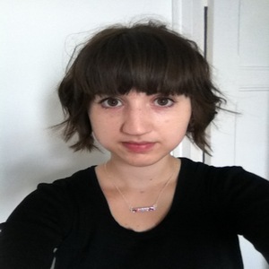 Amélie - Prof de français - Vanves