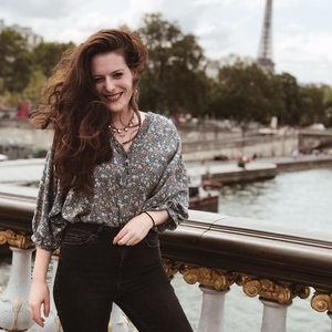 Alma - Prof de français - Paris
