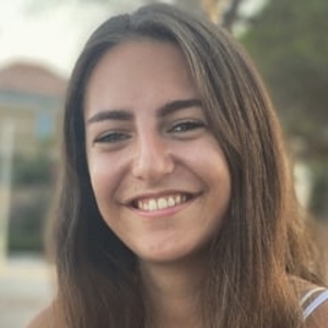 Claire - Prof de français - Jouques