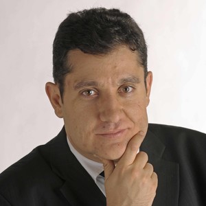 José - Prof de français - Paris