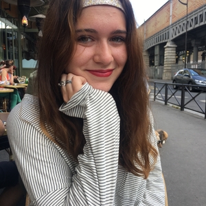 Inès - Prof de français - Paris