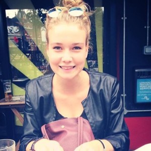 Adèle - Prof de français - Paris